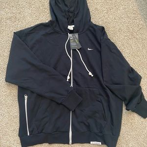 NWT Nike Standard Issue Full Zip Hoodie Basketball Jacket with zip pocket NEW